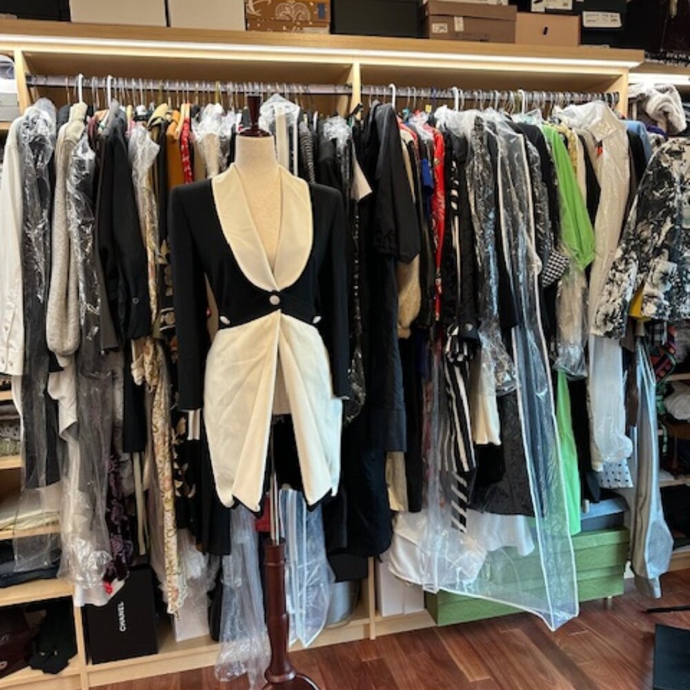 Moschino Couture Black and Off-white Size 38 Coat - Picture 8 of 16
